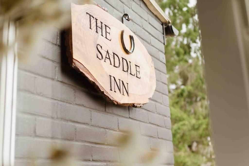 The Saddle Inn, Snetterton Circuit ノリッチ エクステリア 写真
