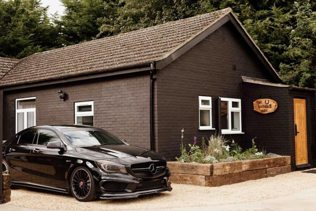 The Saddle Inn, Snetterton Circuit ノリッチ エクステリア 写真